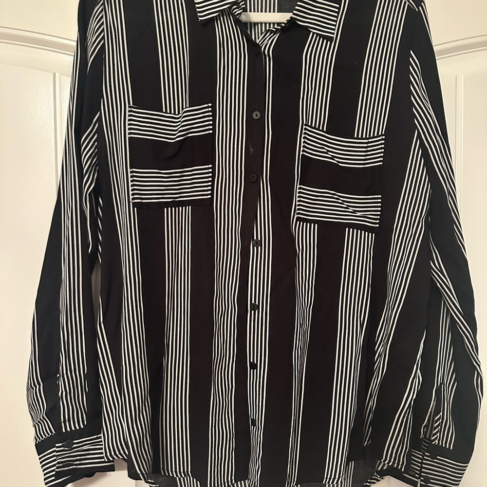 Black and White Striped Women’s Shirt